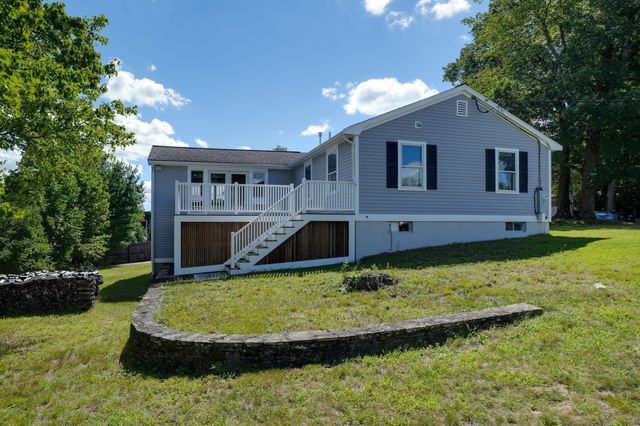 32 Lantern Ln, Burlington, MA 01803
