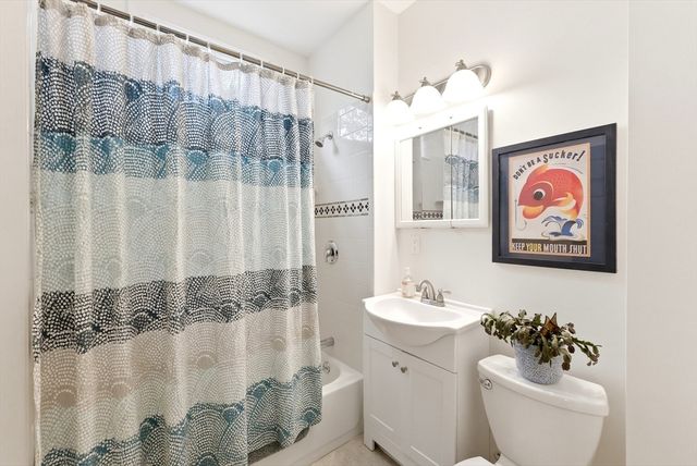 9 Suosso Lane, Plymouth, MA 02360