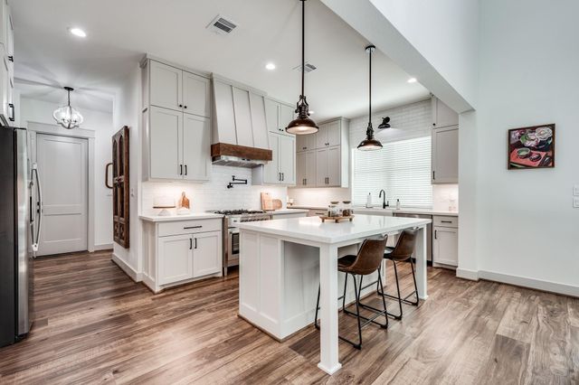 27284 Fairway Crossings Drive, Huffman, TX 77336