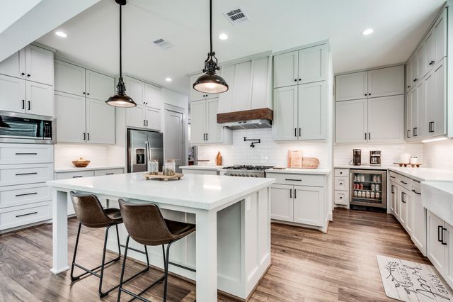 27284 Fairway Crossings Drive, Huffman, TX 77336