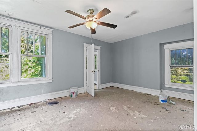 1207 Iona Avenue, St Louis, MO 63133