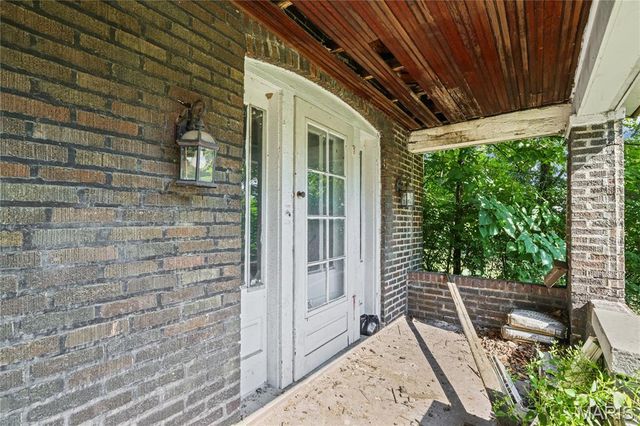 1207 Iona Avenue, St Louis, MO 63133
