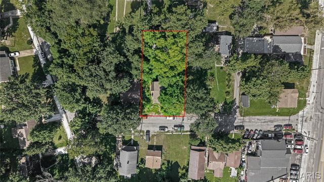 1207 Iona Avenue, St Louis, MO 63133