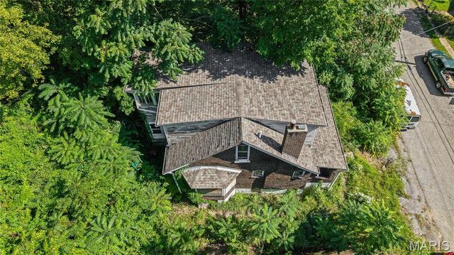1207 Iona Avenue, St Louis, MO 63133
