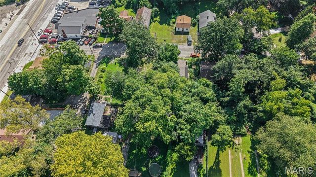 1207 Iona Avenue, St Louis, MO 63133