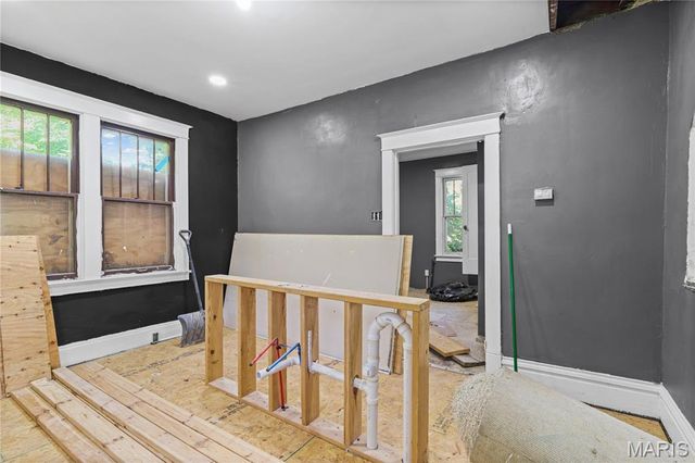 1207 Iona Avenue, St Louis, MO 63133
