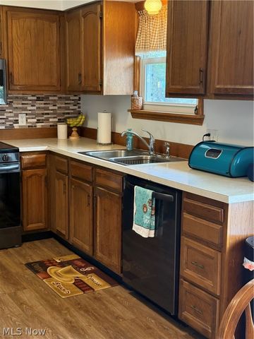 1085 Walter Drive, Zanesville, OH 43701