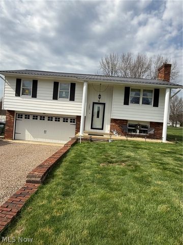 1085 Walter Drive, Zanesville, OH 43701