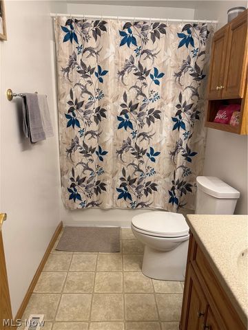 1085 Walter Drive, Zanesville, OH 43701