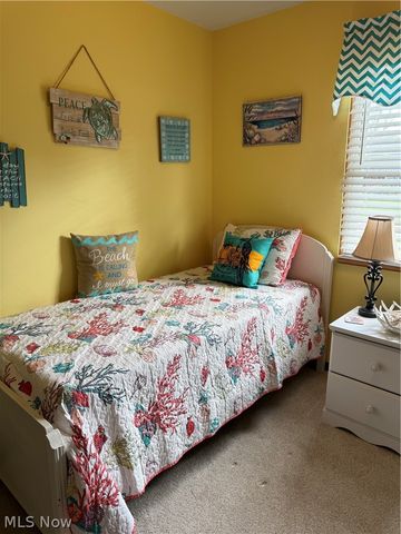 1085 Walter Drive, Zanesville, OH 43701