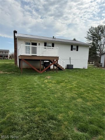 1085 Walter Drive, Zanesville, OH 43701