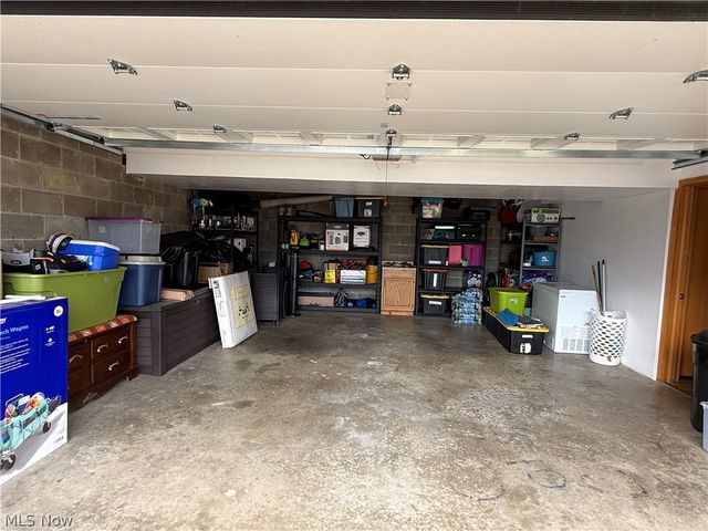 1085 Walter Drive, Zanesville, OH 43701