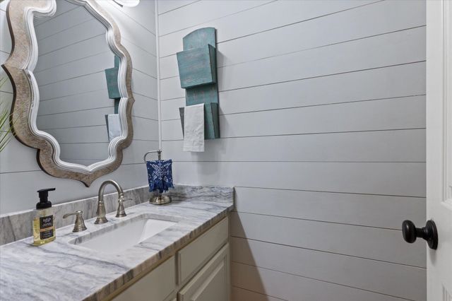 3219 Lopez Ct, Longview, TX 75605