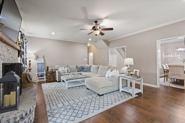 3219 Lopez Ct, Longview, TX 75605