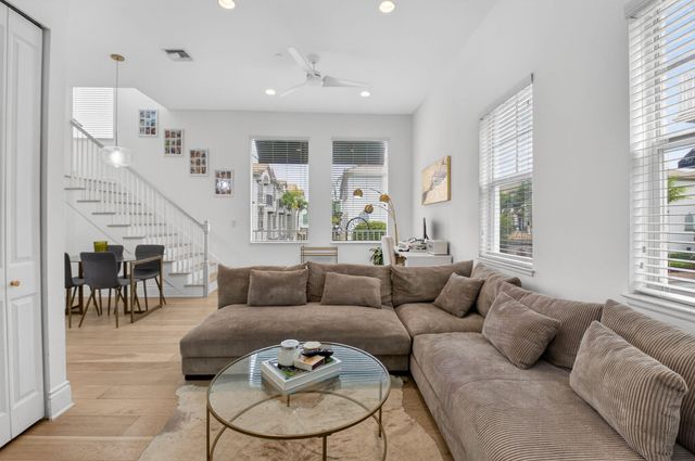 180 NE 6th Avenue, Delray Beach, FL 33483