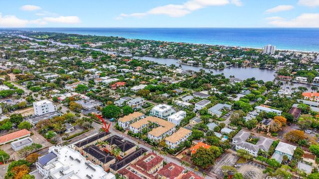 180 NE 6th Avenue, Delray Beach, FL 33483