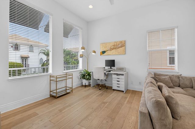 180 NE 6th Avenue, Delray Beach, FL 33483