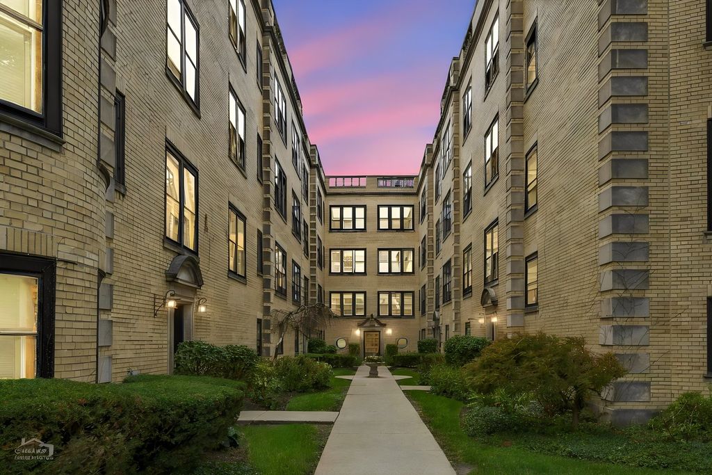 2540 N Kedzie Boulevard 308, Chicago, IL 60647 — exterior