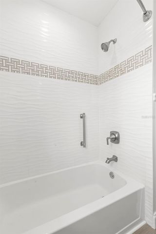 516 13TH AVENUE NE, St Petersburg, FL 33701