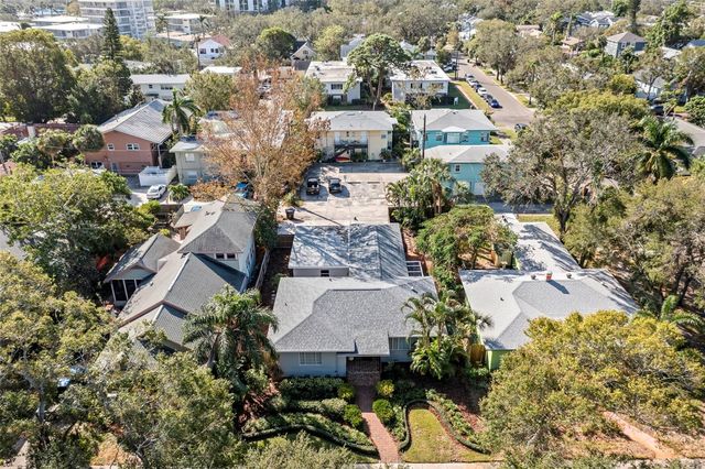 516 13TH AVENUE NE, St Petersburg, FL 33701