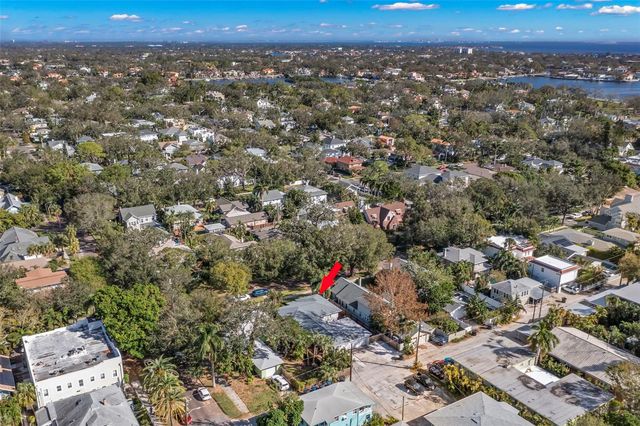 516 13TH AVENUE NE, St Petersburg, FL 33701