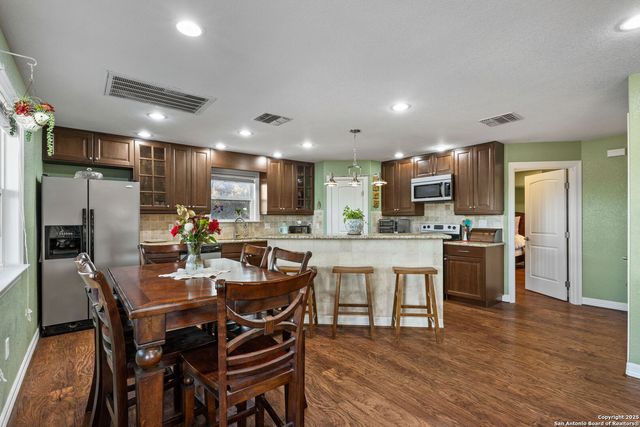 556 APOLLO DRIVE, Canyon Lake, TX 78133