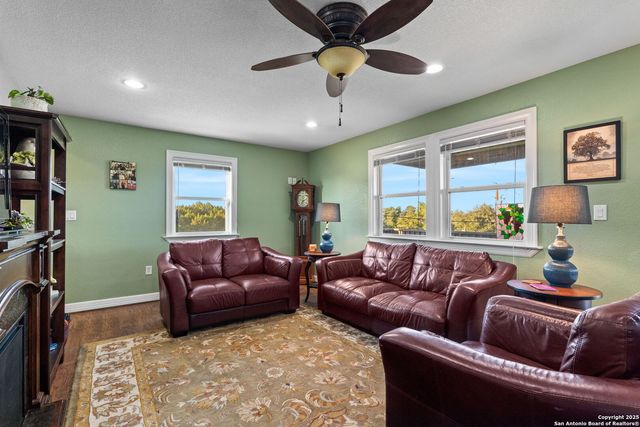 556 APOLLO DRIVE, Canyon Lake, TX 78133