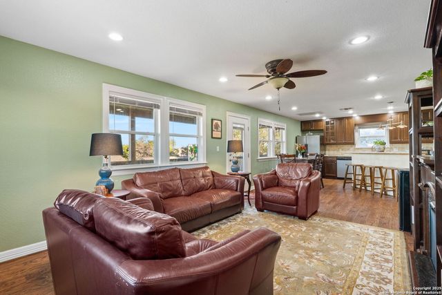 556 APOLLO DRIVE, Canyon Lake, TX 78133