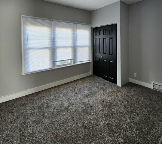 6332 Jackson Avenue, Hammond, IN 46324