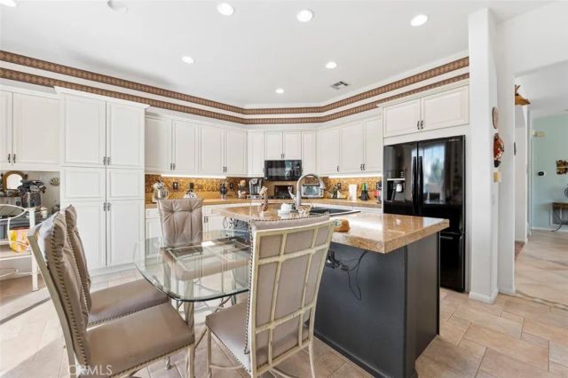 5643 Willowmere, San Diego, CA 92130
