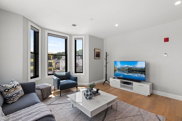 56 Winship St 303, Boston, MA 02135