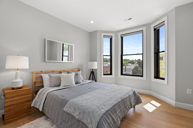 56 Winship St 303, Boston, MA 02135