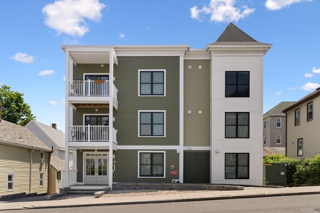 56 Winship St 303, Boston, MA 02135