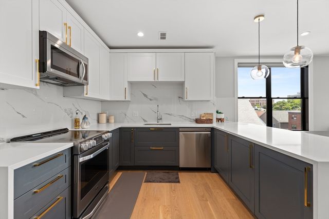 56 Winship St 303, Boston, MA 02135