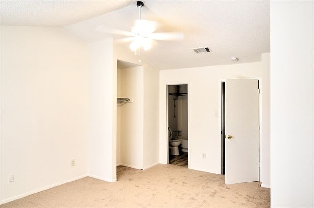 9563 Olde Towne Row, Dallas, TX 75227