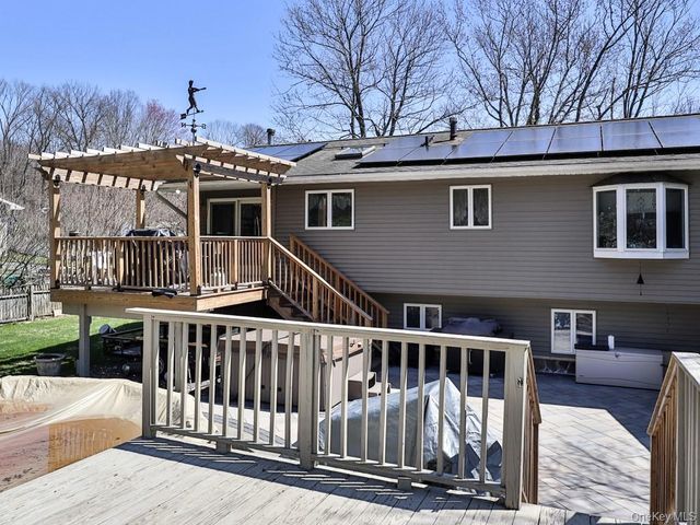 85 Surrey Road, Chester, NY 10918