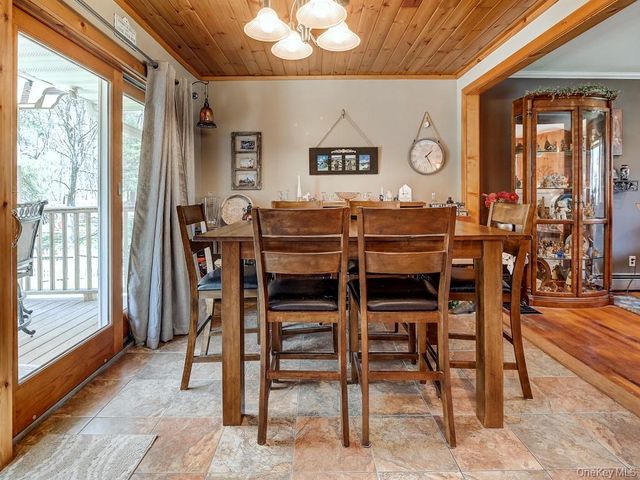 85 Surrey Road, Chester, NY 10918