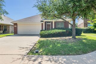 5208 Gadsden Avenue, Fort Worth, TX 76244
