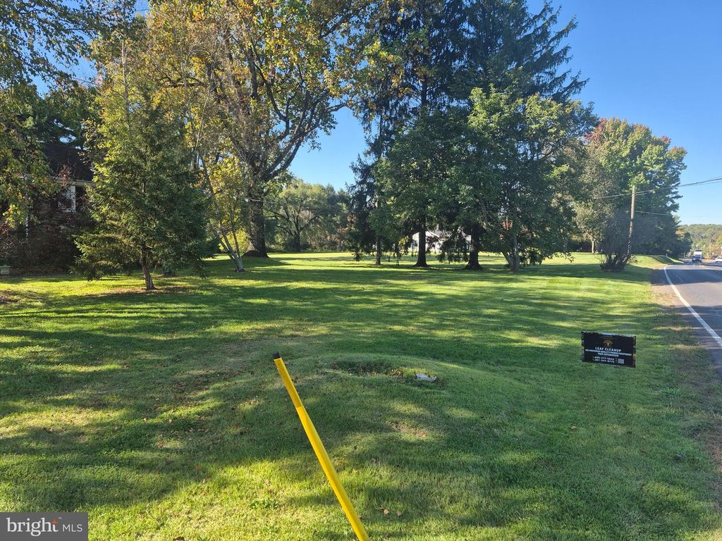 131 RICHBORO RD, NEWTOWN, PA 18940 — photo 2