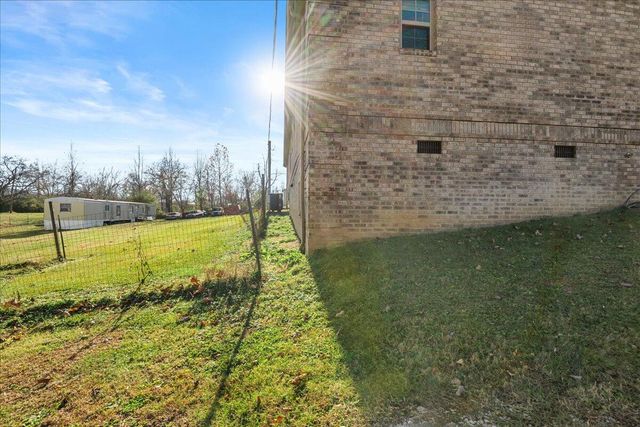 861 Black Oak Rd., Williamsburg, KY 40769
