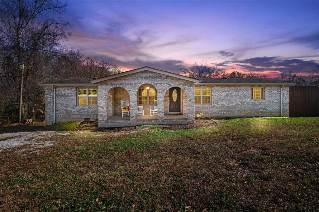 861 Black Oak Rd., Williamsburg, KY 40769
