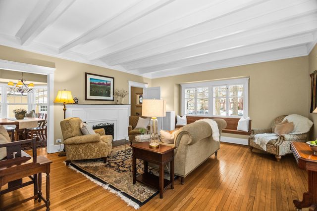 2731 Park Place, Evanston, IL 60201