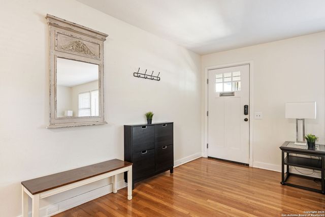 122 Brees, San Antonio, TX 78209