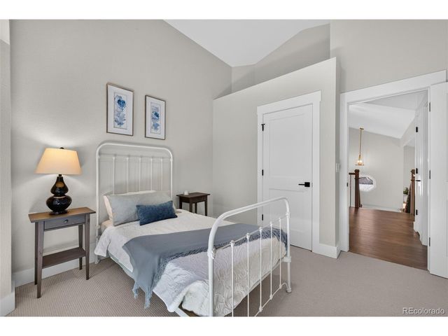 80 Dawn Heath Cir, Littleton, CO 80127