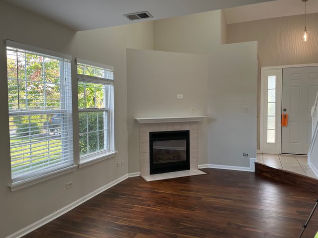 656 Beaver Court, Naperville, IL 60563