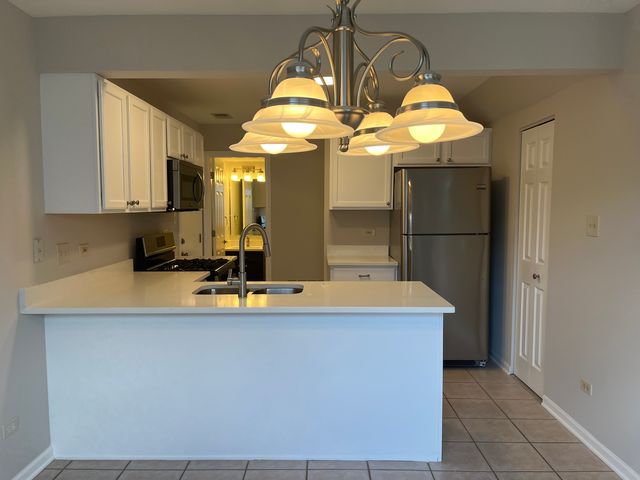 656 Beaver Court, Naperville, IL 60563