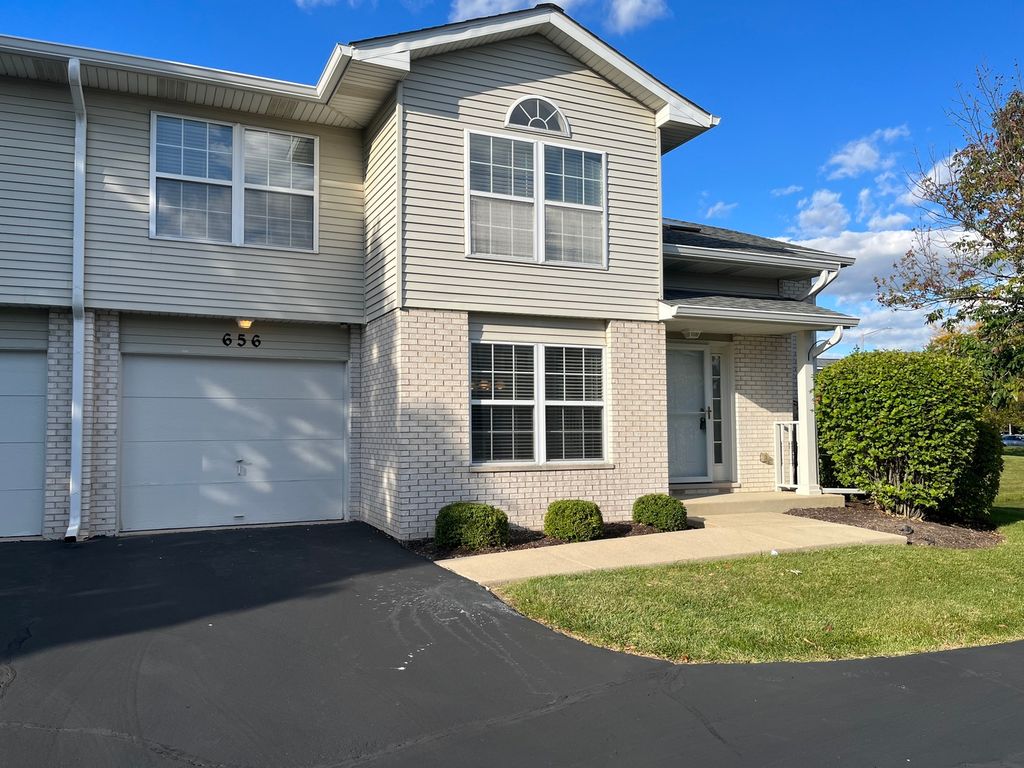 656 Beaver Court, Naperville, IL 60563