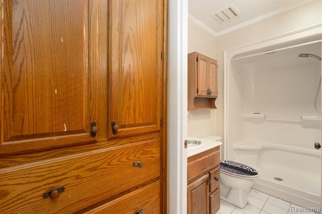 11681 Bannister Court, Shelby Twp, MI 48315