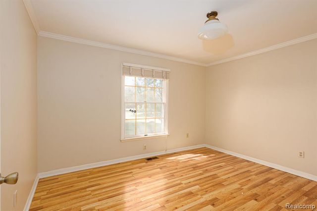11681 Bannister Court, Shelby Twp, MI 48315