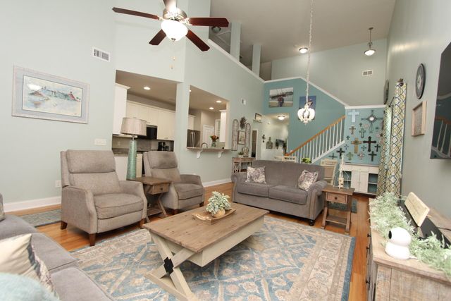 2606 Lohr Drive, Mount Pleasant, SC 29464